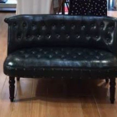 Sofa Chesterfield Leather (2 seater)