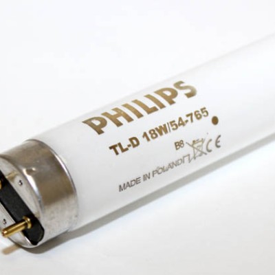 LAMP FLUORESCENT: TLD18W 54765 1SL 25, 18W, T8, G13, 59V, 0.360A, TUBULAR, 24in