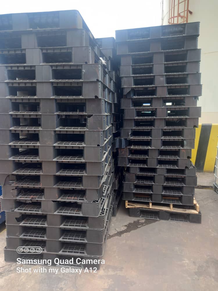 Used Plastic Pallet (1100mm x 1100mm)