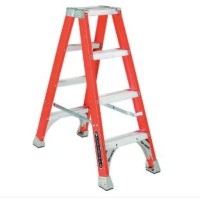 LOUISVILLE FM1504 Double Sided Stepladder Fg 4 Feet Height 300 Lb. Capacity